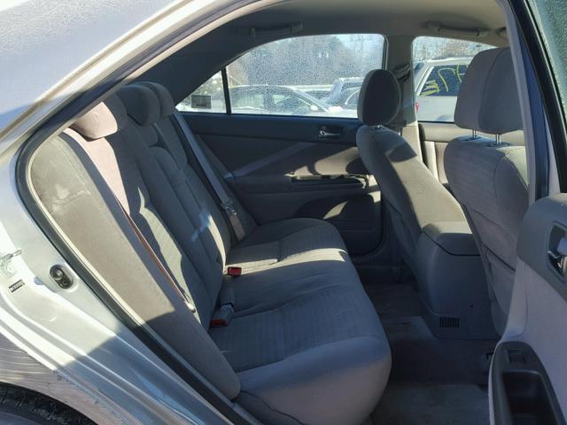 4T1BE32K25U048220 - 2005 TOYOTA CAMRY LE 银色 照片 6