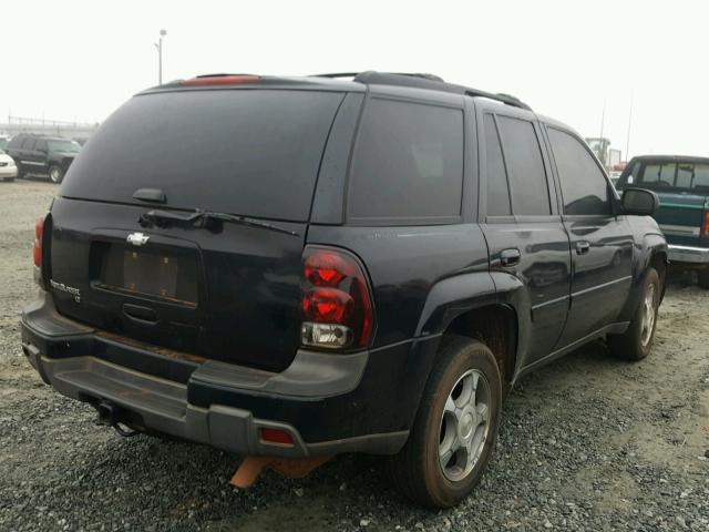 1GNDS13S252254729 - 2005 CHEVROLET TRAILBLAZE BLACK photo 4