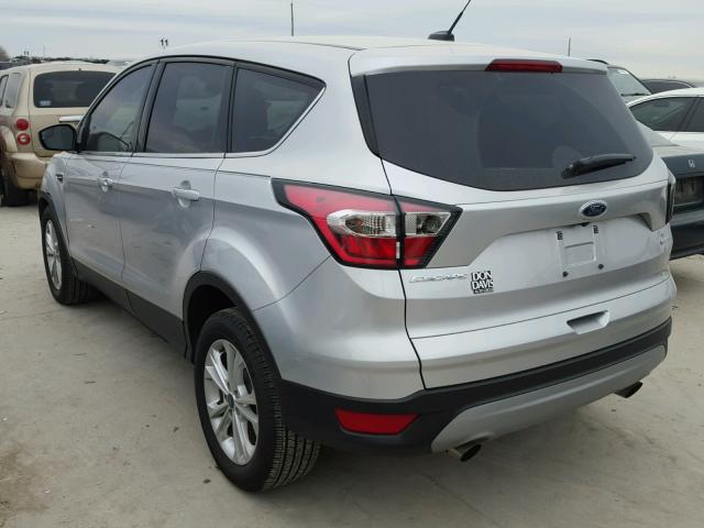 1FMCU0GD6HUC00195 - 2017 FORD ESCAPE SE SILVER photo 3