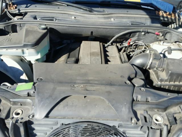 WBAFA53591LM72612 - 2001 BMW X5 3.0I SILVER photo 7