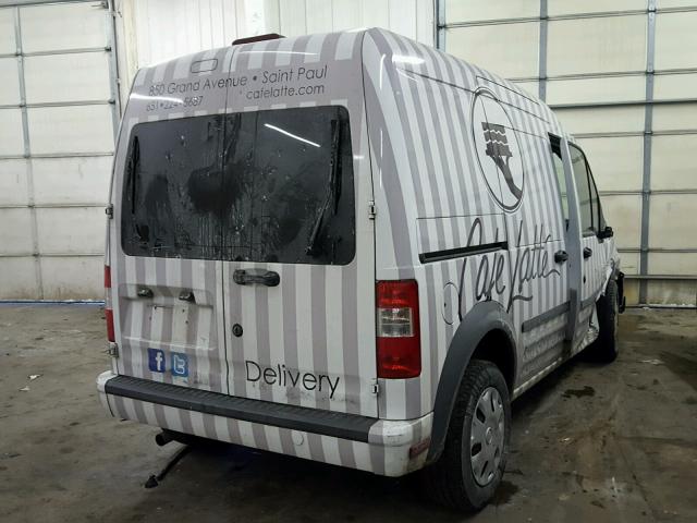 NM0LS7DN0AT020249 - 2010 FORD TRANSIT CO TWO TONE photo 4