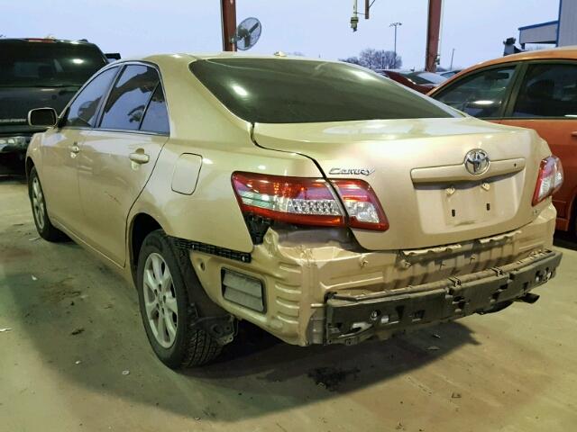 4T1BF3EK7BU207785 - 2011 TOYOTA CAMRY BASE GOLD photo 3