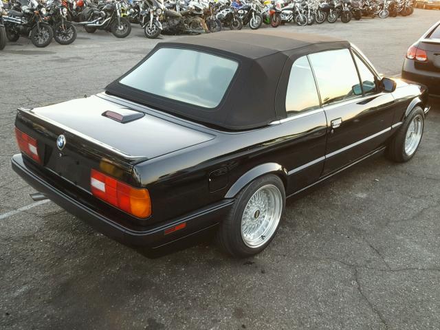 WBABA7310NEJ12095 - 1992 BMW 318 I BLACK photo 4