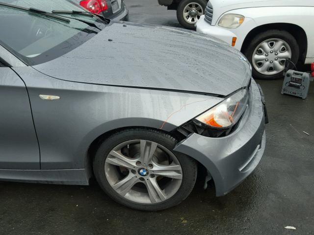 WBAUP9C55BVL90461 - 2011 BMW 128 I ნაცრისფერი ფოტო 9