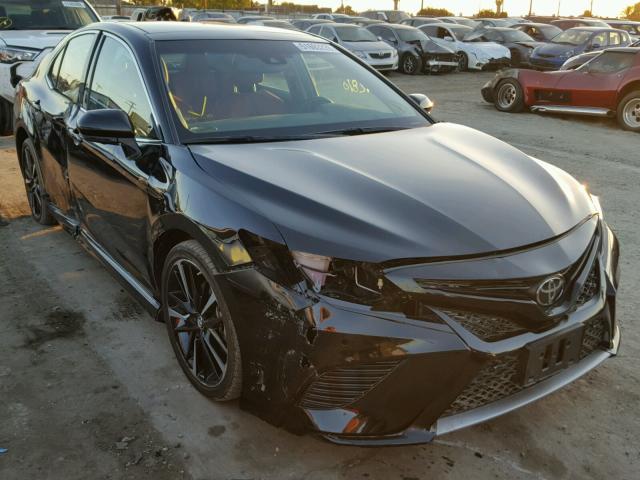 4T1BZ1HK7JU006975 - 2018 TOYOTA CAMRY XSE BLACK photo 1