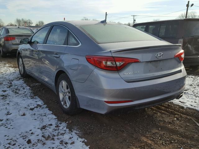 5NPE24AF5FH231031 - 2015 HYUNDAI SONATA SE SILVER photo 3