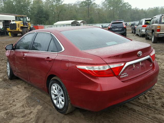 4T1BF1FK7HU792783 - 2017 TOYOTA CAMRY LE MAROON photo 3