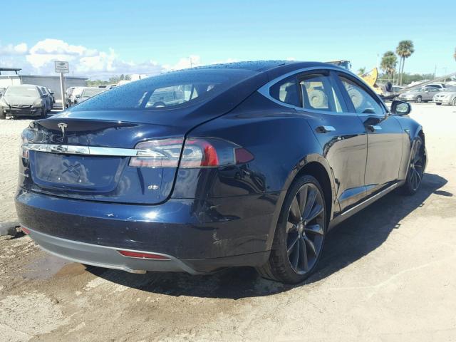 5YJSA1H16EFP32005 - 2014 TESLA MODEL S BLUE photo 4