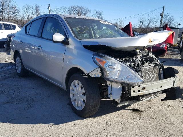 3N1CN7AP2FL838175 - 2015 NISSAN VERSA S SILVER photo 1