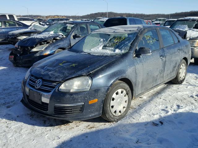 3VWPF71KX6M670860 - 2006 VOLKSWAGEN JETTA VALU GRAY photo 2