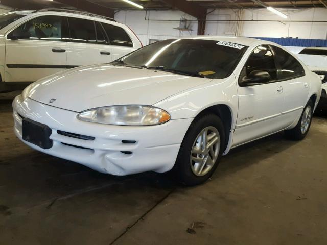 2B3AD46RX1H604739 - 2001 DODGE INTREPID S WHITE photo 2