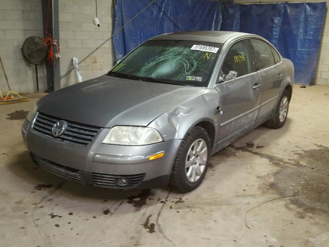 WVWPD63B62P356403 - 2002 VOLKSWAGEN PASSAT GLS GRAY photo 2