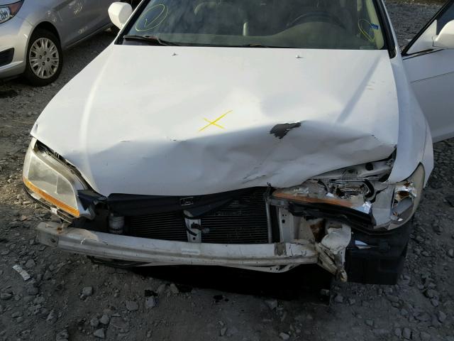 1HGCG2255YA026632 - 2000 HONDA ACCORD EX WHITE photo 7