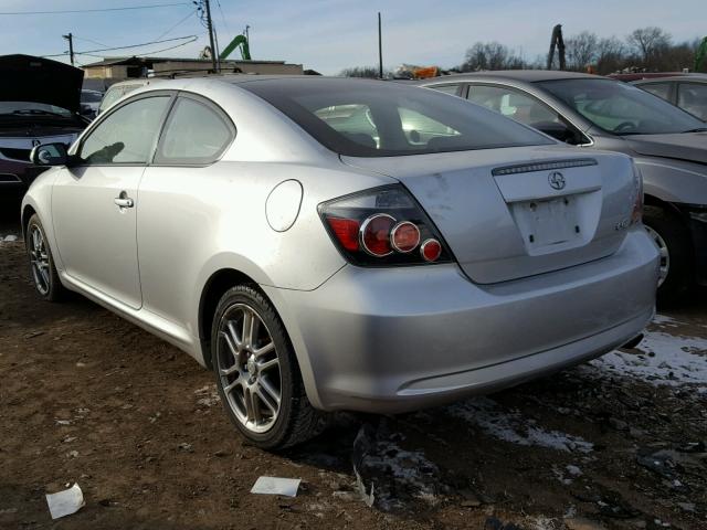 JTKDE167790291552 - 2009 SCION TC SILVER photo 3