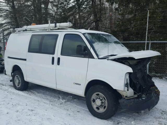 1GCGG25V661126313 - 2006 CHEVROLET EXPRESS G2 WHITE photo 1