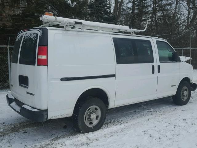 1GCGG25V661126313 - 2006 CHEVROLET EXPRESS G2 WHITE photo 4