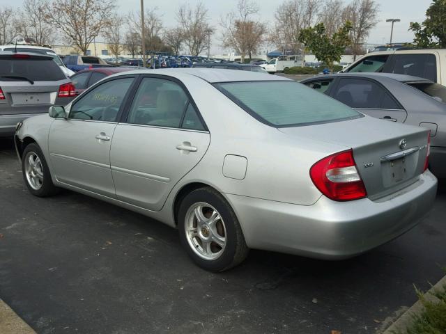 4T1BE32K13U759209 - 2003 TOYOTA CAMRY LE თაფლისფერი ფოტო 3