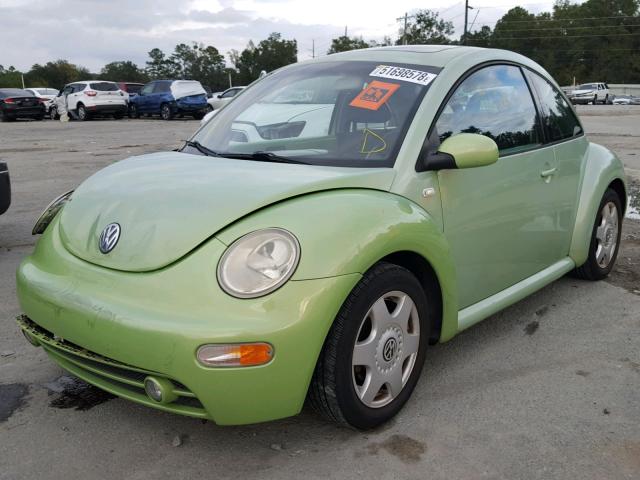3VWCK21CX1M460256 - 2001 VOLKSWAGEN NEW BEETLE 绿色 照片 2
