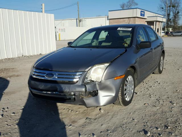 3FAHP06Z57R279112 - 2007 FORD FUSION S GRAY photo 2