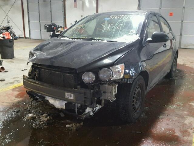 1G1JB5SG1E4152383 - 2014 CHEVROLET SONIC LS 黑色 照片 2
