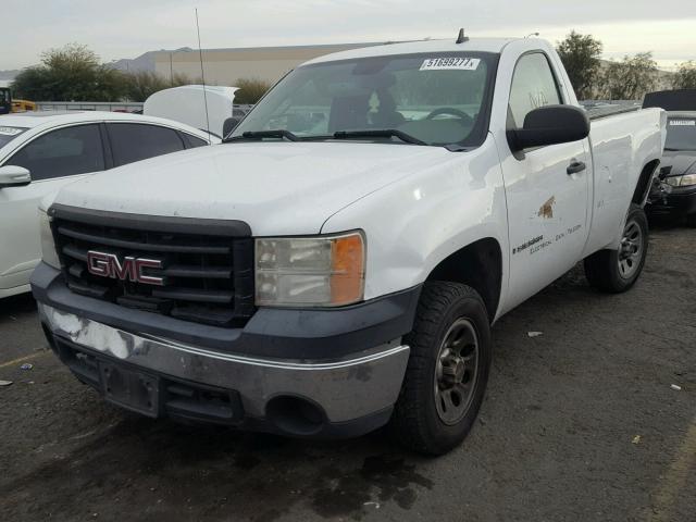 1GTEC14JX7Z526048 - 2007 GMC NEW SIERRA WHITE photo 2