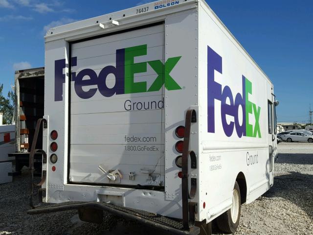 5B4KPD25193438693 - 2009 WORKHORSE CUSTOM CHASSIS COMMERCIAL WHITE photo 4