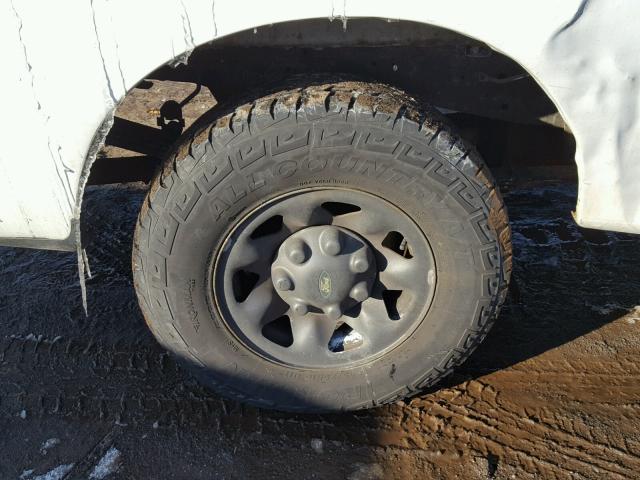 1FTPX17L31NB33159 - 2001 FORD F150 WHITE photo 9