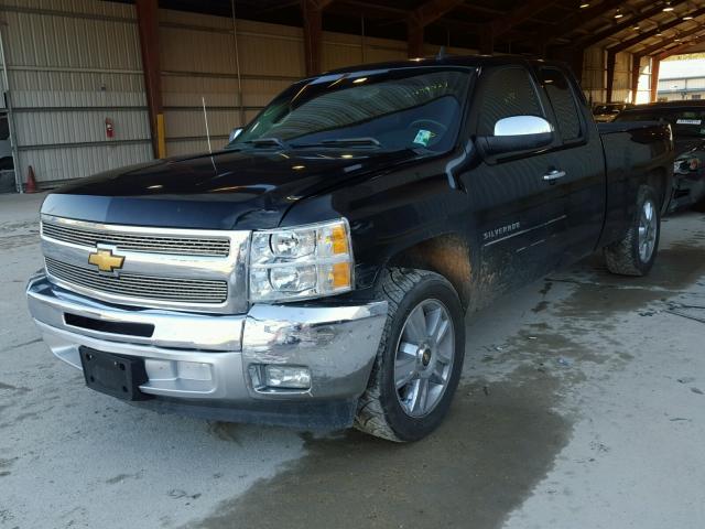 1GCRCSE08CZ122513 - 2012 CHEVROLET SILVERADO BLACK photo 2