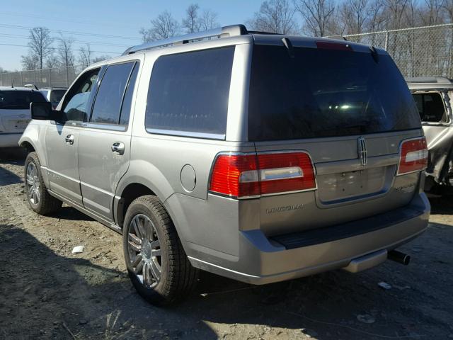 5LMFU27508LJ19004 - 2008 LINCOLN NAVIGATOR GRAY photo 3