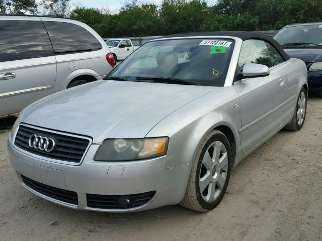 WAUAC48H26K010097 - 2006 AUDI A4 1.8 CAB SILVER photo 2