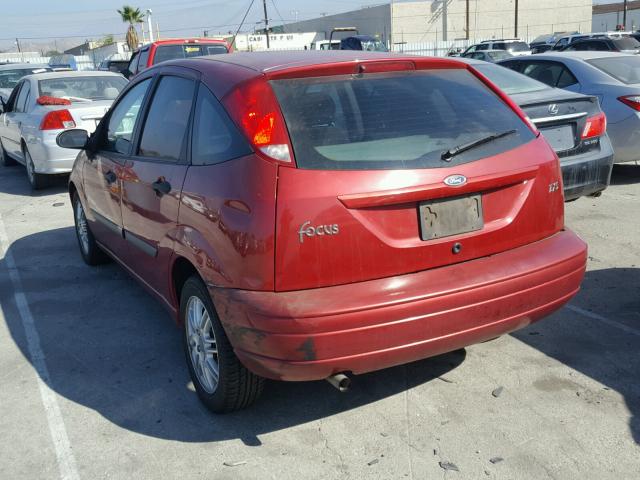 3FAFP37Z03R143844 - 2003 FORD FOCUS ZX5 RED photo 3