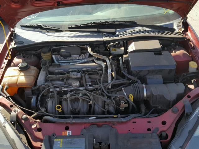 3FAFP37Z03R143844 - 2003 FORD FOCUS ZX5 RED photo 7