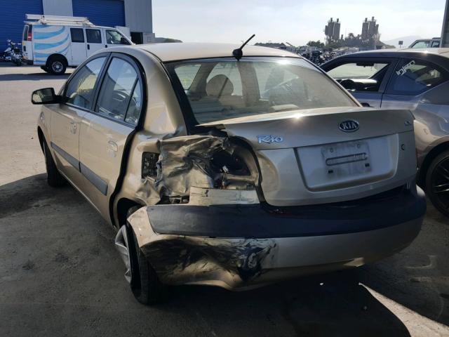 KNADE123566149376 - 2006 KIA RIO GOLD photo 3