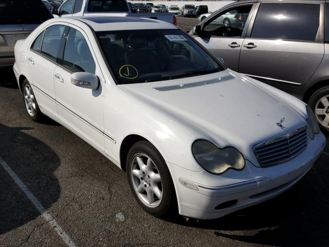 WDBRF61J53A459215 - 2003 MERCEDES-BENZ C 240 WHITE photo 1