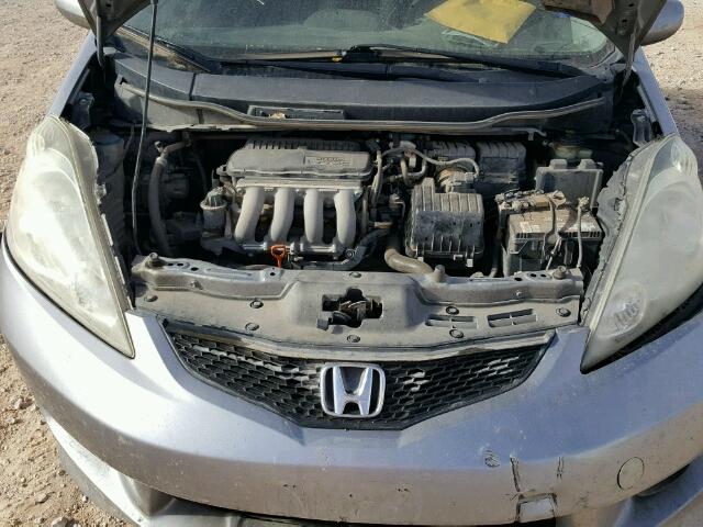 JHMGE88449S020175 - 2009 HONDA FIT SPORT GRAY photo 7