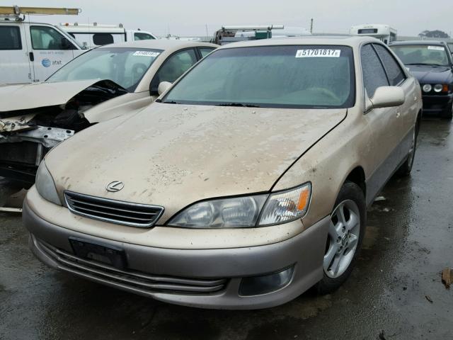 JT8BF28G2Y0276128 - 2000 LEXUS ES 300 GOLD photo 2