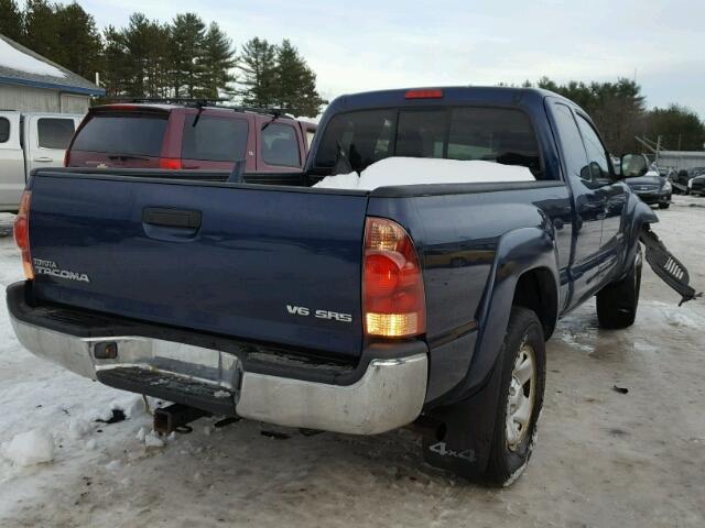 5TEUU42N06Z249929 - 2006 TOYOTA TACOMA ACC BLUE photo 4