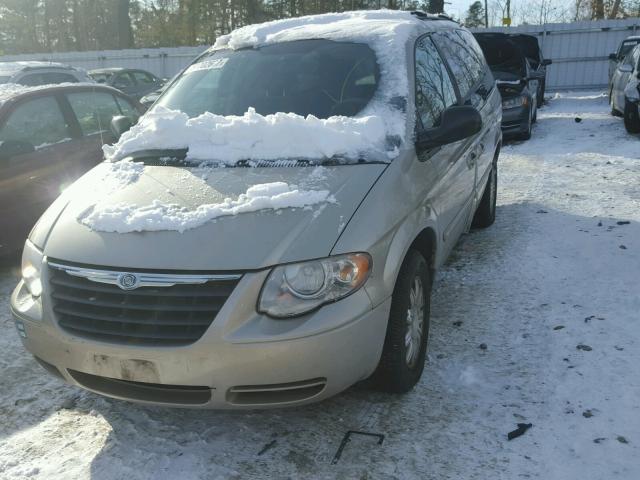 2A8GP54L76R840621 - 2006 CHRYSLER TOWN & COU TAN photo 2