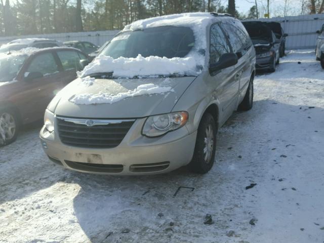 2A8GP54L76R840621 - 2006 CHRYSLER TOWN & COU TAN photo 9