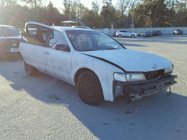 JN1CA21D8TM420497 - 1996 NISSAN MAXIMA GLE WHITE photo 1