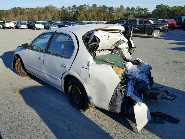 JN1CA21D8TM420497 - 1996 NISSAN MAXIMA GLE WHITE photo 3