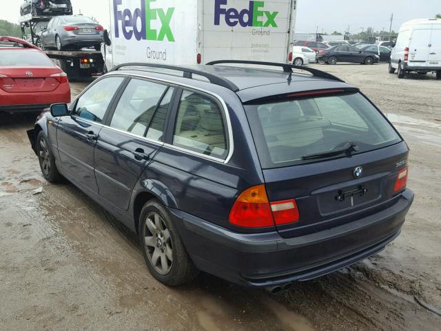 WBAEP33403PF01922 - 2003 BMW 325 XIT BLUE photo 3