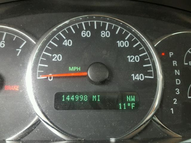 2G4WC582581135460 - 2008 BUICK LACROSSE C SILVER photo 8