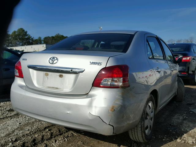 JTDBT923981235577 - 2008 TOYOTA YARIS SILVER photo 4