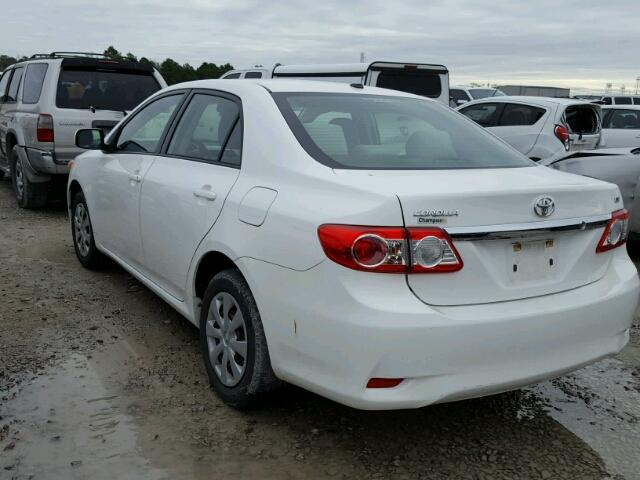 JTDBU4EE8BJ096093 - 2011 TOYOTA COROLLA BA WHITE photo 3