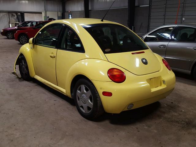 3VWCD21C41M466192 - 2001 VOLKSWAGEN NEW BEETLE YELLOW photo 3