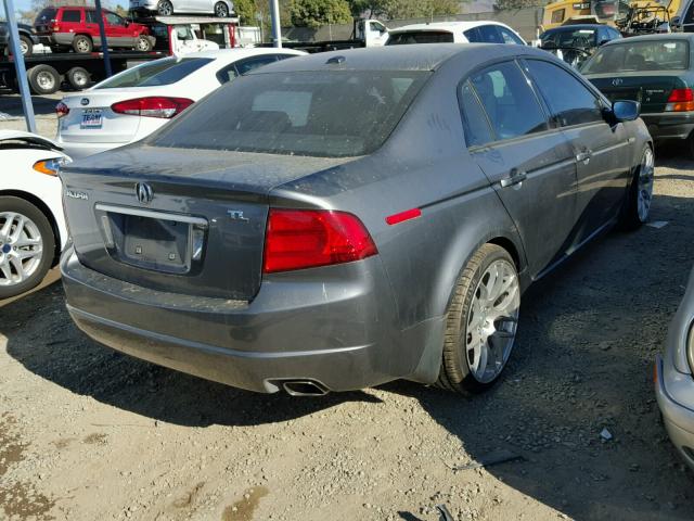 19UUA66205A053410 - 2005 ACURA TL GRAY photo 4