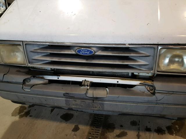 1FTCA14U5RZB43788 - 1994 FORD AEROSTAR WHITE photo 9