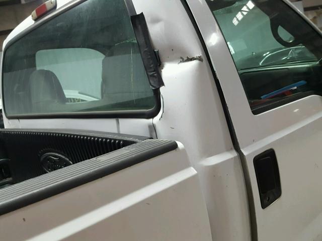 1FTNF20L52EA96935 - 2002 FORD F250 SUPER WHITE photo 9