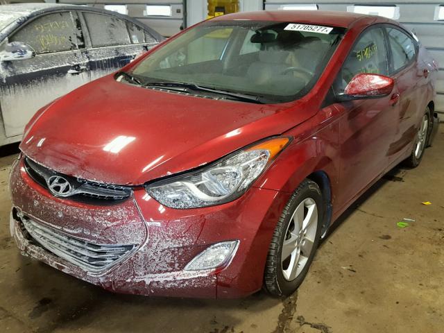 5NPDH4AE6DH278051 - 2013 HYUNDAI ELANTRA GL RED photo 2